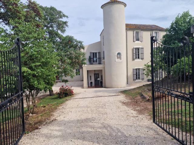 Beziers région Magnifique propriété aux abords d'un vil. m² Béziers