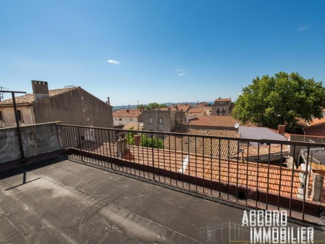 Béziers ! Studio avec belle terrasse centre ville