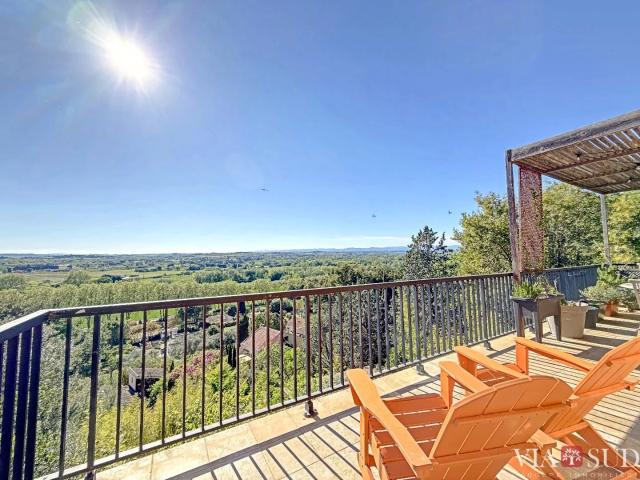 Béziers — Sur les hauteurs, maison familiale avec vue panoramiqu