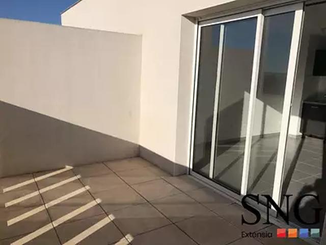Béziers 34500 Achat / Vente appartement 1 pièce t1 au dernier étage terrasse