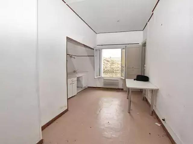 Béziers 34500 Achat / Vente appartement 2 pièces t2 au dernier étage