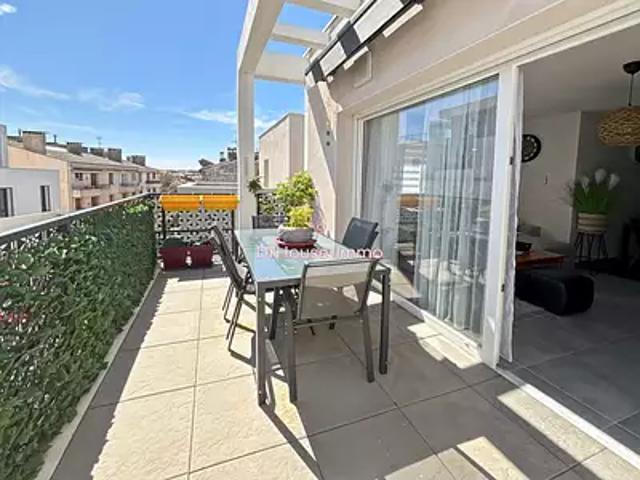 Béziers 34500 Achat / Vente appartement 3 pièces t3 au dernier étage terrasse