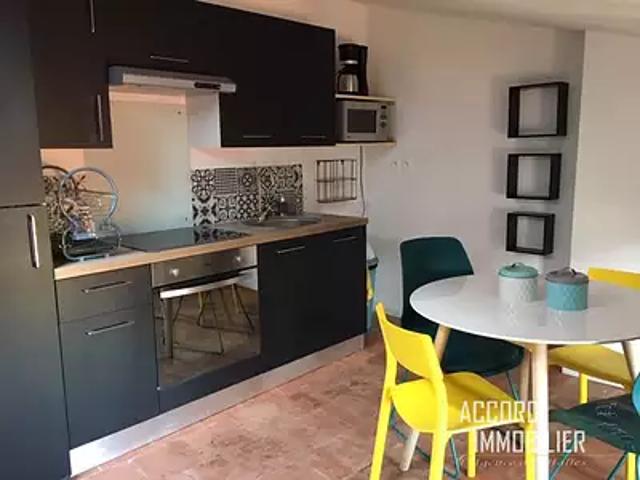 Béziers 34500 Location appartement 1 pièce t1 au dernier étage