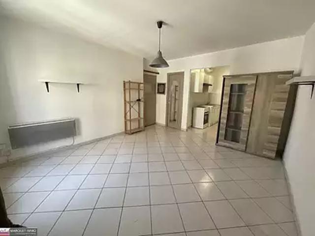 Béziers 34500 Location appartement 1 pièce t1 balcon