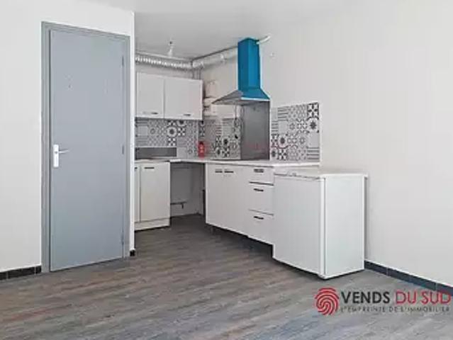 Béziers 34500 Location appartement 2 pièces t2 au dernier étage