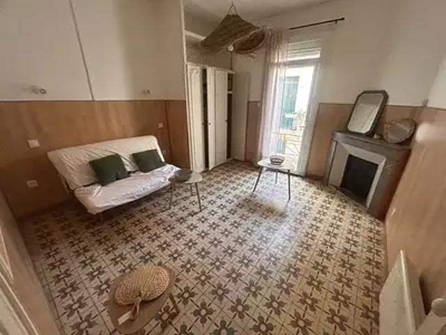 Béziers 34500 Location appartement 2 pièces t2 au dernier étage