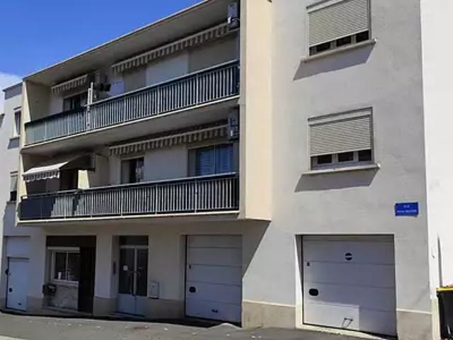 Béziers 34500 Location appartement 3 pièces t3 au dernier étage