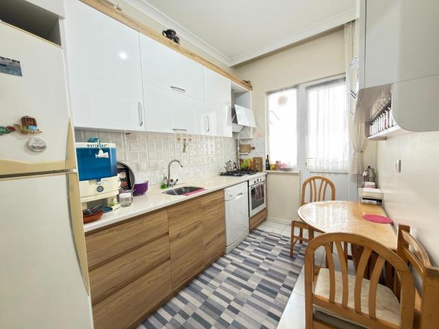 Bezirganbahçe'de 2+1 Satılık 110 M2 1.kat Kelepir Daire !