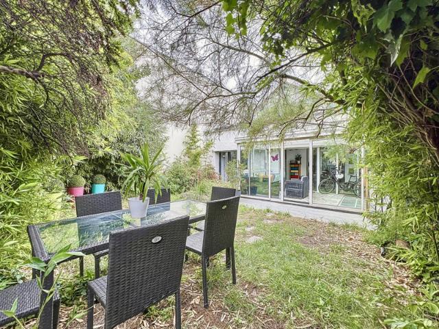 BEZONS_MAISON 6 PIECES 4 CHAMBRES JARDIN