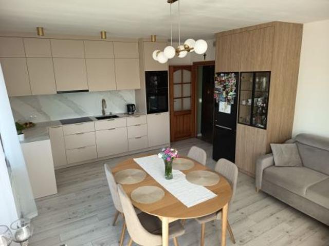 Bezpośrednio, Cedry Małe, 62 m² Mieszkanie