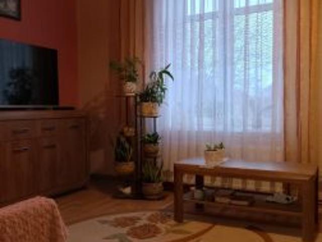 Bezpośrednio, Chmielnik, 81 m² Mieszkanie