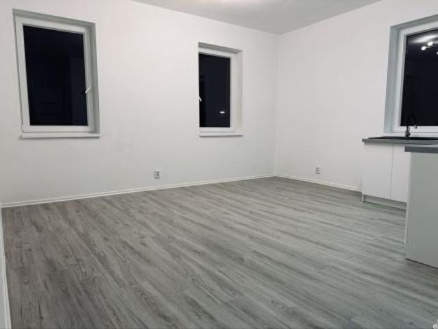 Bezpośrednio, Chojnów, 43 m² Mieszkanie