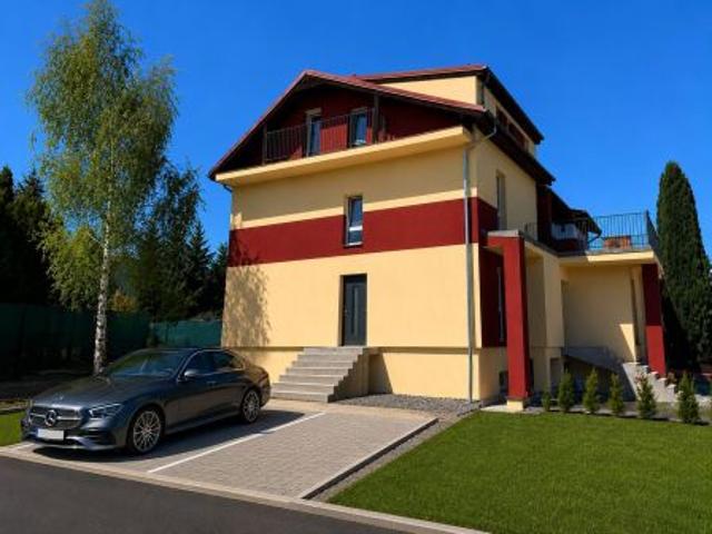 Bezpośrednio, Bolesławiec, 105 m² Mieszkanie