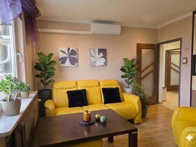 Bezpośrednio, Bolesławiec, ul. Staroszkolna, 68 m² Mieszkanie