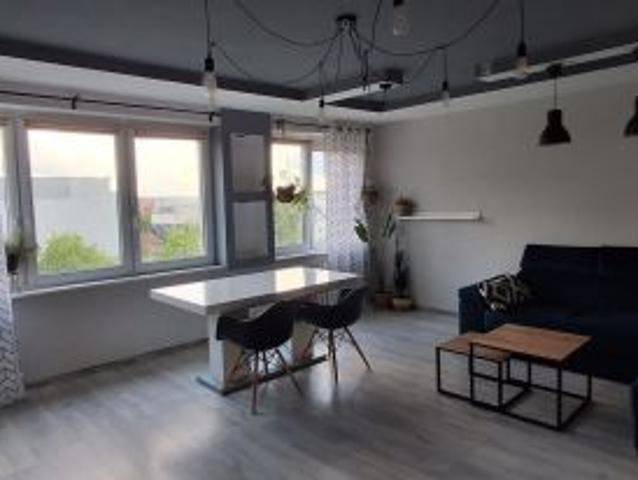 Bezpośrednio, Bełchatów, os. Żołnierzy POW, 62 m² Mieszkanie