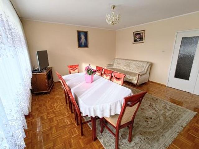 Bezpośrednio, Bełchatów, Binków, ul. Berylowa, 84 m² Mieszkanie