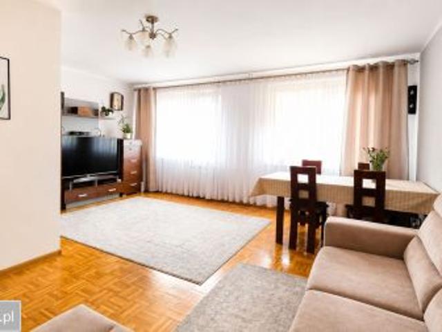 Bezpośrednio, Bełchatów, ul. Czapliniecka, 58 m² Mieszkanie