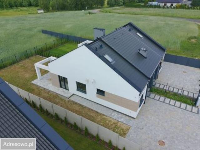 Bezpośrednio, Biskupice, ul. Baśniowa, 120 m² Dom