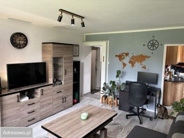 Bezpośrednio, Bytom, Szombierki, ul. gen. Grota Roweckiego, 37 m² Mieszkanie