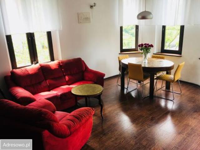 Bezpośrednio, Bytom, pl. Słowiański, 87 m² Mieszkanie