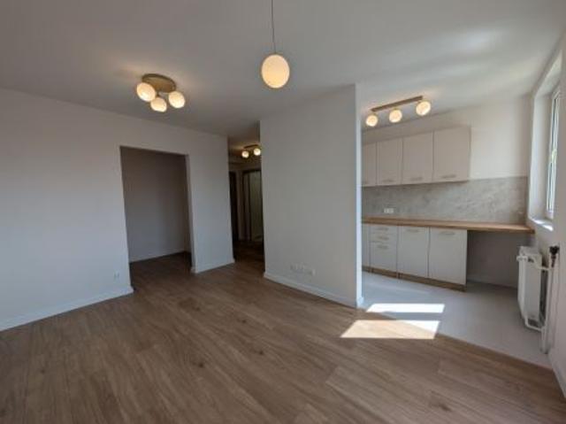 Bezpośrednio, Bytom, ul. Kazimierza Pułaskiego, 31 m² Mieszkanie