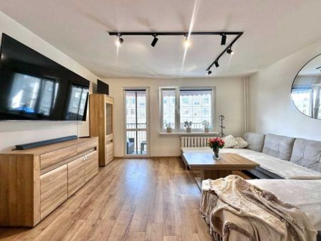 Bezpośrednio, Głogów, ul. Jagiellońska, 74 m² Mieszkanie