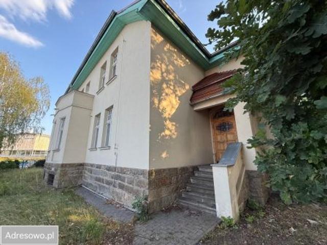 Bezpośrednio, Gniezno, ul. Poznańska, 120 m² Mieszkanie