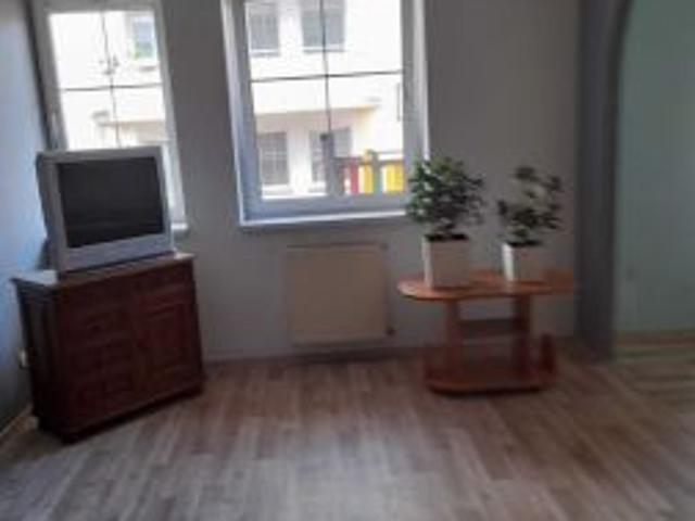 Bezpośrednio, Gniezno, Centrum, ul. Kanclerza Jana Łaskiego, 38 m² Mieszkanie