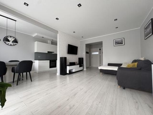 Bezpośrednio, Gorzów Wielkopolski, Górczyn, ul. Obrońców Pokoju, 60 m² Mieszkanie
