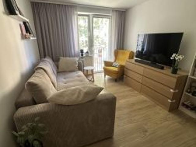 Bezpośrednio, Garbów, ul. Szkolna, 42 m² Mieszkanie