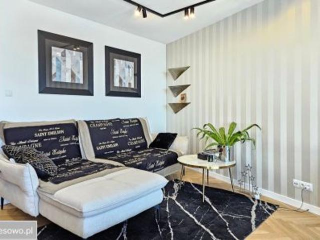 Bezpośrednio, Gdynia, Śródmieście, ul. A. Hryniewickiego, 84 m² Mieszkanie