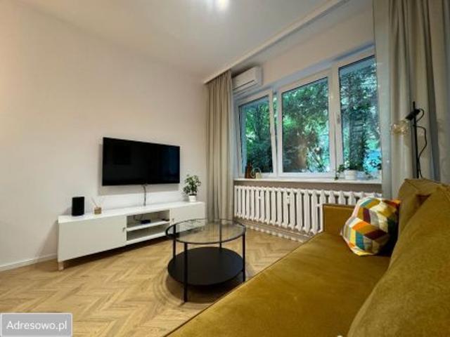 Bezpośrednio, Gdynia, Śródmieście, ul. Świętojańska, 28 m² Mieszkanie
