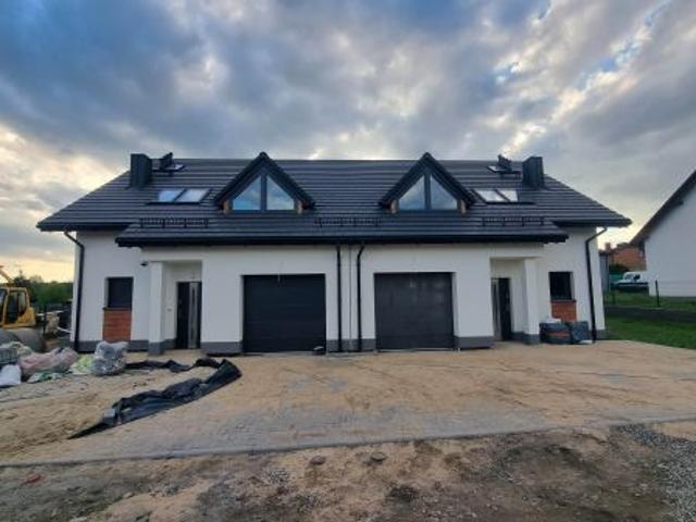 Bezpośrednio, Gierałtowice, ul. ks. Roboty, 134 m² Dom