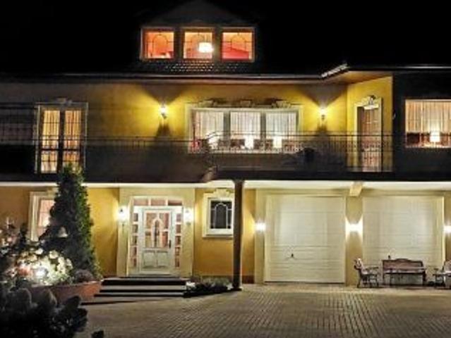 Bezpośrednio, Gliwice, ul. Jagodowa, 511 m² Dom