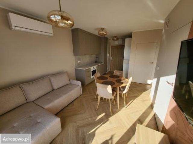Bezpośrednio, Gwiazdowo, ul. Zamkowa, 41 m² Mieszkanie