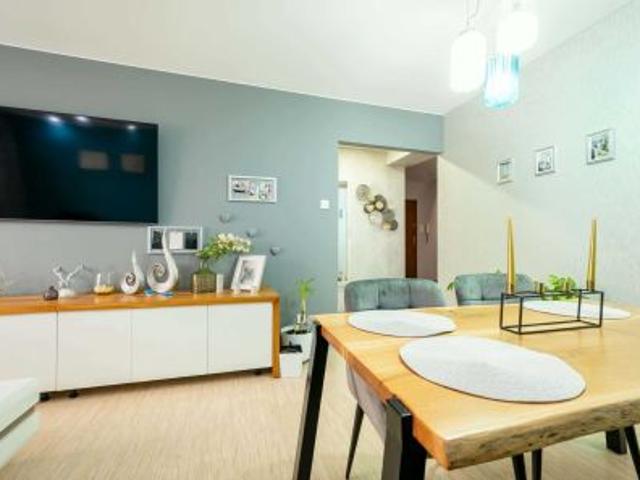 Bezpośrednio, Dębica, ul. Akademicka, 101 m² Mieszkanie