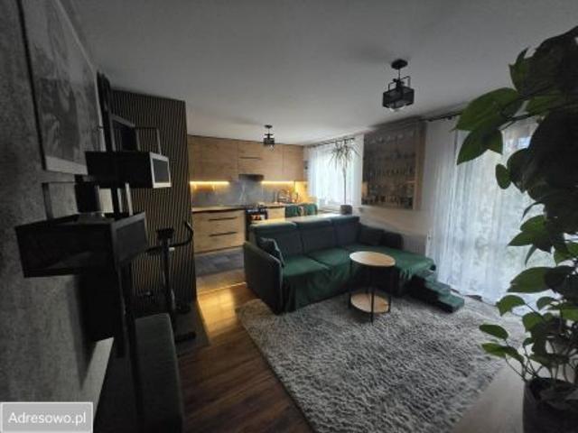 Bezpośrednio, Elbląg, ul. Łomżyńska, 58 m² Mieszkanie