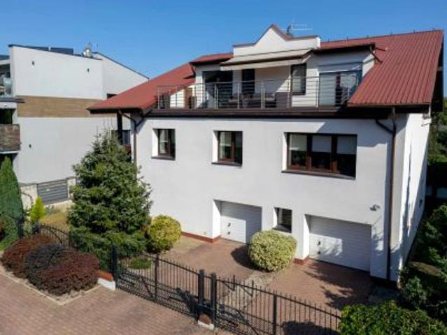 Bezpośrednio, Koszalin, ul. Janusza Korczaka, 320 m² Dom