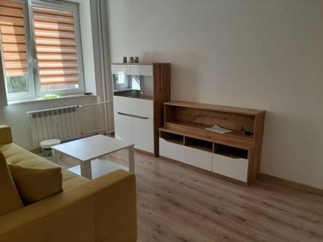 Bezpośrednio, Katowice, Koszutka, ul. Stefana Okrzei, 36 m² Mieszkanie