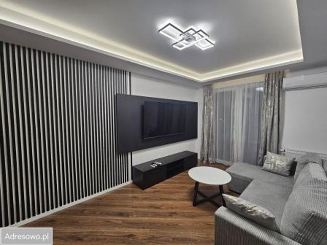 Bezpośrednio, Ożarów Mazowiecki, ul. Kapucka, 40 m² Mieszkanie
