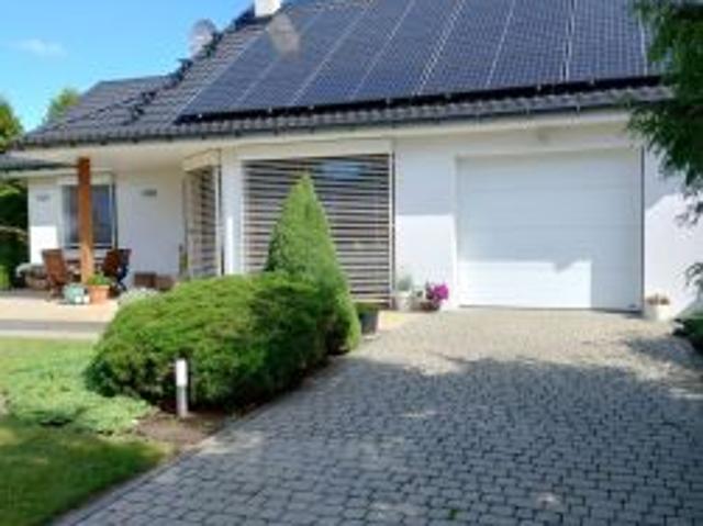 Bezpośrednio, Obozin, 94 m² Dom