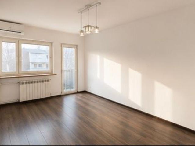 Bezpośrednio, Łódź, Bałuty, ul. Lutomierska, 45 m² Mieszkanie
