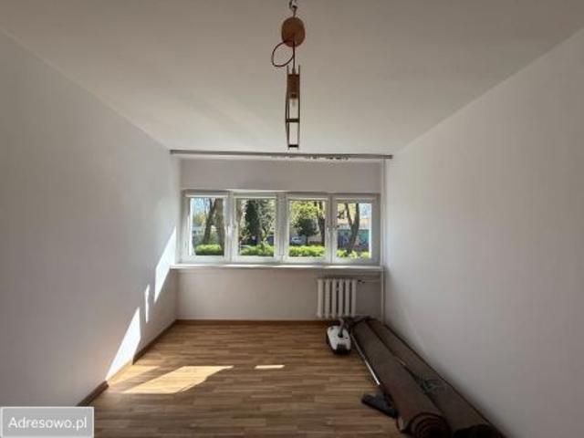 Bezpośrednio, Łódź, Bałuty, ul. Pojezierska, 37 m² Mieszkanie