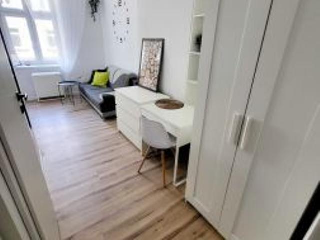 Bezpośrednio, Łódź, Górna, ul. Grabowa, 15 m² Mieszkanie