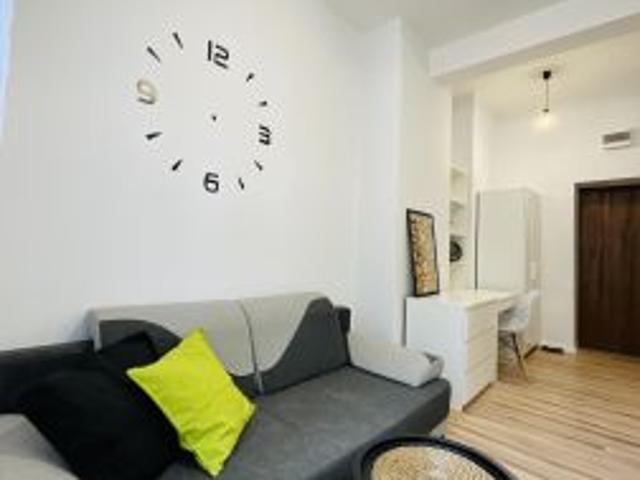 Bezpośrednio, Łódź, Górna, ul. Grabowa, 16 m² Mieszkanie