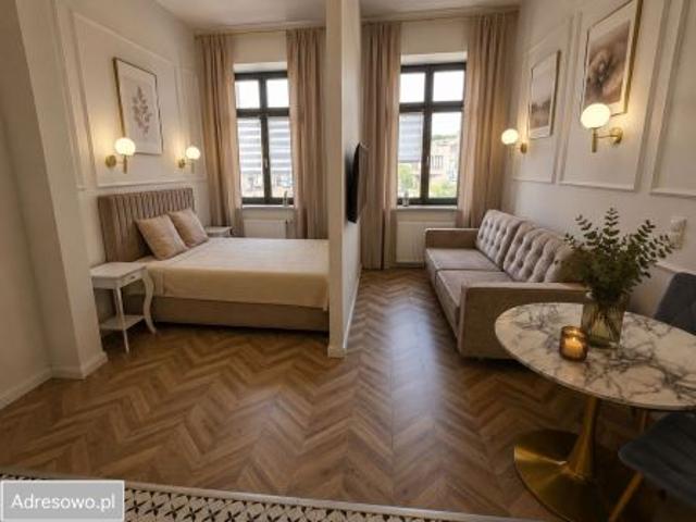 Bezpośrednio, Łódź, Śródmieście, ul. Radwańska, 28 m² Mieszkanie