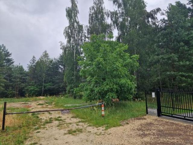 Bezpośrednio, Ostrowiec Świętokrzyski, Piaski, ul. Spokojna, 1004 m² Działka