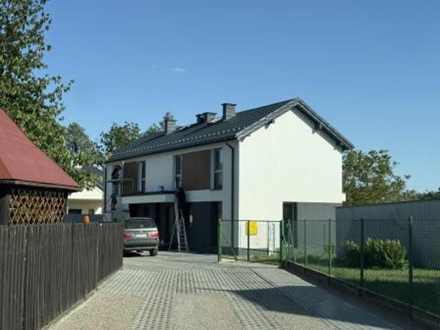 Bezpośrednio, Leżajsk, Podklasztor, ul. Tadeusza Hollendra, 81 m² Dom