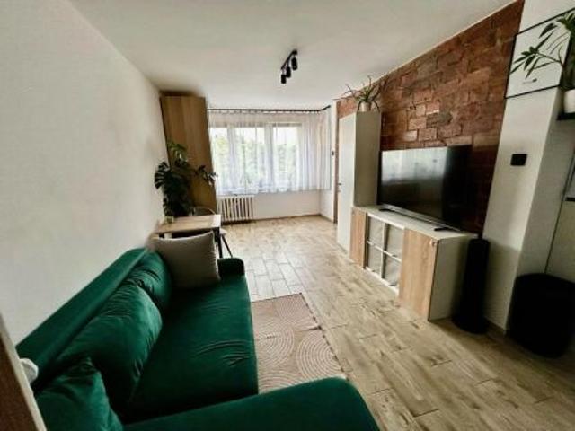 Bezpośrednio, Legnica, ul. Lotnicza, 34 m² Mieszkanie
