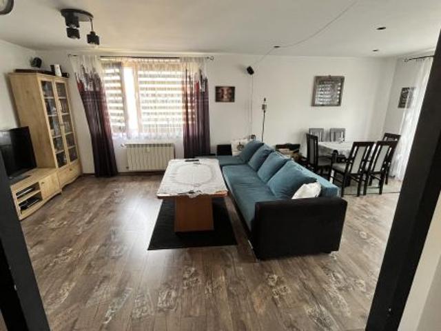 Bezpośrednio, Lubliniec, ul. Powstańców Śląskich, 52 m² Mieszkanie